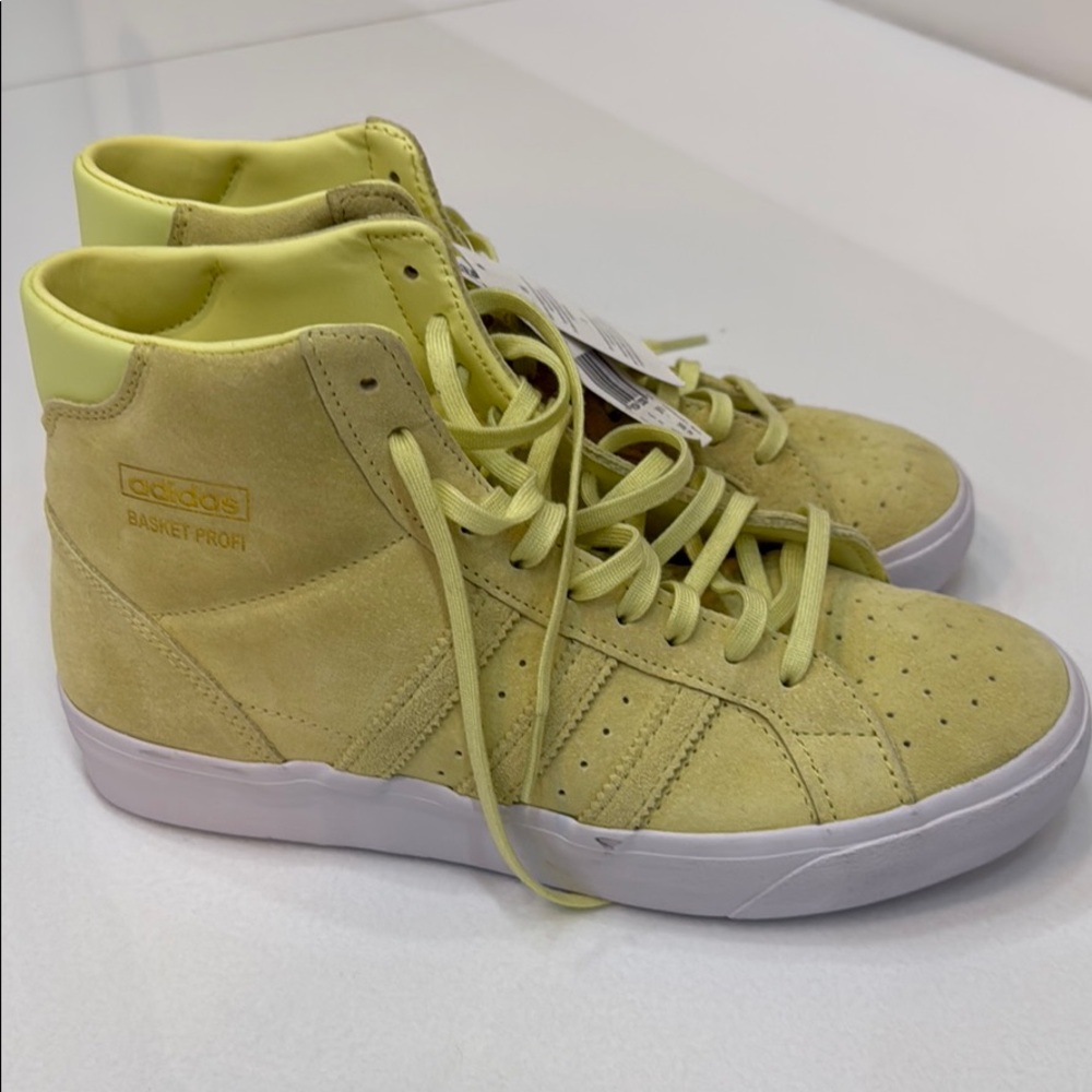 Adidas sneakers. NEW with tags